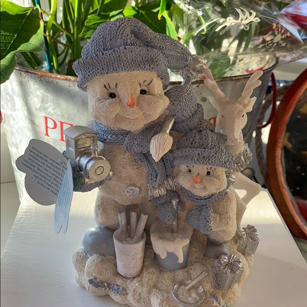 Snow Buddies collectible